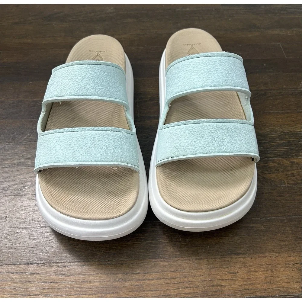 Women's Reef Women's Sierra 2 Bar platform sandals in an icy blue color Size 9